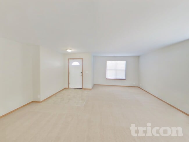 8024 147th St E, Unit 3 in Puyallup, WA - Building Photo - Building Photo