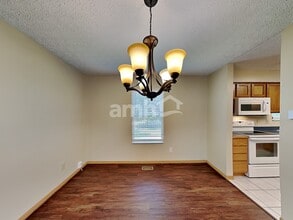 7908 Windrift Pl in Reynoldsburg, OH - Building Photo - Building Photo
