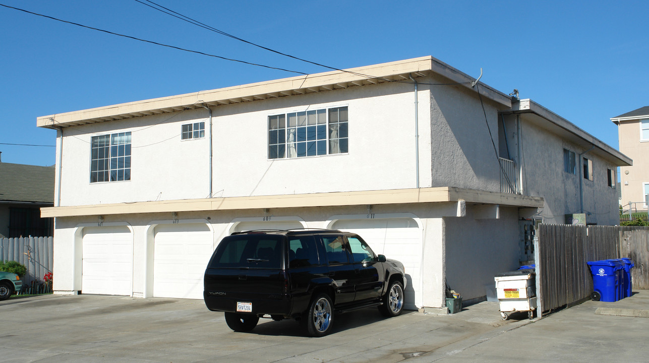 607 S 29th St in Richmond, CA - Building Photo