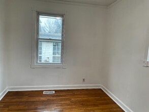 1007 E Unaka Ave, Unit 1 in Johnson City, TN - Building Photo - Building Photo
