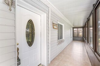 4715 W Knights Ave in Tampa, FL - Building Photo - Building Photo