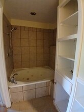 9402 Lomax St in Houston, TX - Building Photo - Building Photo