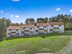 400 Gallery Ln in Chattanooga, TN - Foto de edificio - Building Photo
