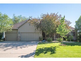 1287 Schooner Way in Woodbury, MN - Building Photo