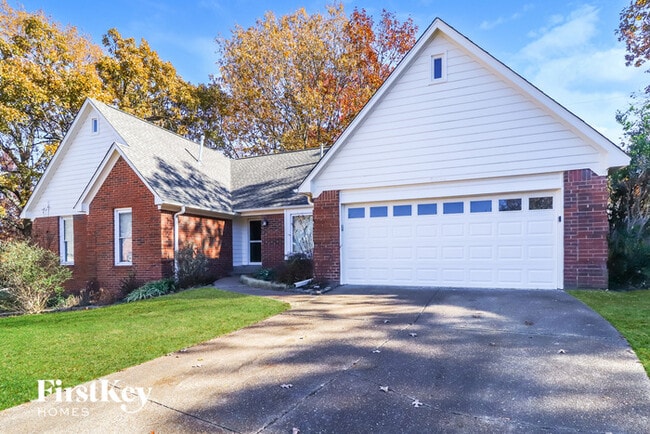 8824 Bredbury Cove E in Memphis, TN - Building Photo - Building Photo