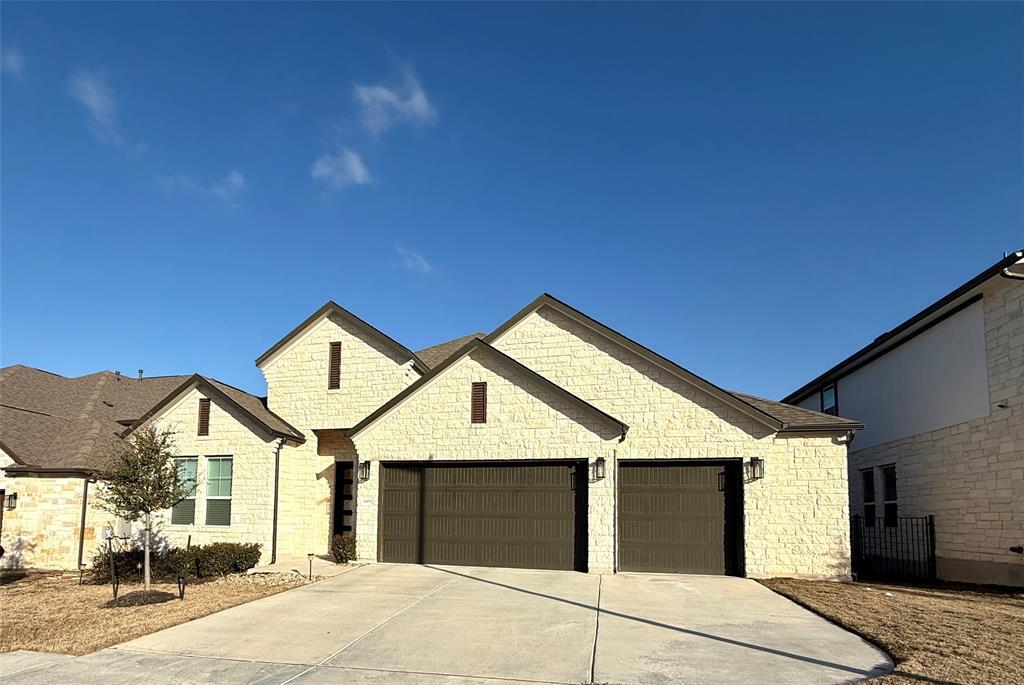 1801 Cullera Dr in Leander, TX - Building Photo