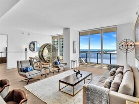 1300 Brickell Bay Dr in Miami, FL - Building Photo