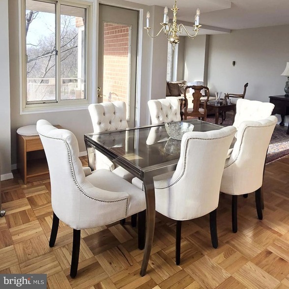 4000 Tunlaw Rd NW, Unit 722 in Washington, DC - Building Photo - Building Photo