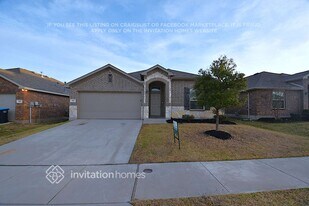 417 Pollyann Trl, Unit 2766-201 in Haslet, TX - Building Photo