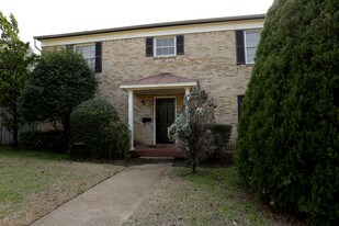 Glencoe Park Duplexes Apartments