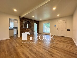 836 NE 25th St in Oklahoma City, OK - Building Photo - Building Photo