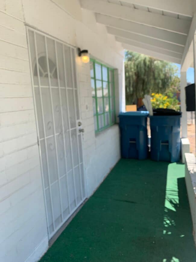 1623 Thelma Ln, Unit Apartment