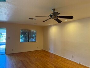 2013 Fir St in Concord, CA - Building Photo - Building Photo