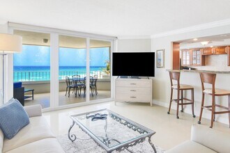 500 S Ocean Blvd in Boca Raton, FL - Building Photo - Building Photo