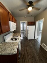 C Roberto Crossing in Cleveland, OH - Building Photo - Building Photo