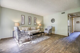 Country Aire in Goodyear, AZ - Foto de edificio - Building Photo