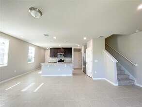 773 Legacy Dr in Davenport, FL - Foto de edificio - Building Photo