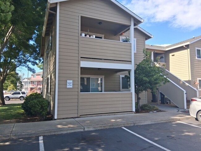 property at 2682 Paloma Ave