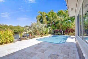 417 NE 29th St in Wilton Manors, FL - Building Photo