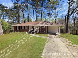 228 Stoneybrook Dr in Marietta, GA - Building Photo