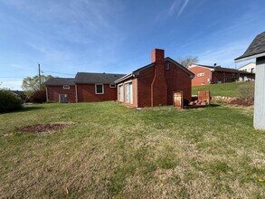 145 Center St in Rocky Mount, VA - Building Photo - Building Photo