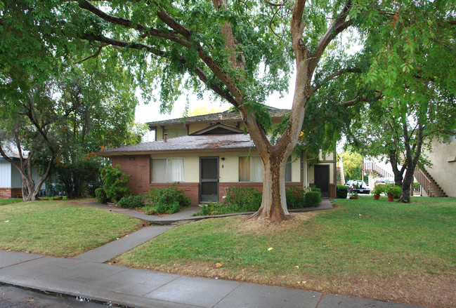 926 Carro Dr in Sacramento, CA - Building Photo - Building Photo