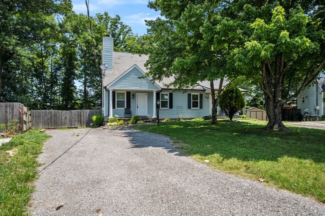 528 Debbie Dr in Nashville, TN - Building Photo - Building Photo