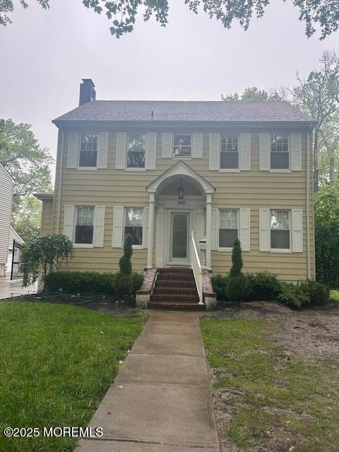 property at 725 Raymere Ave