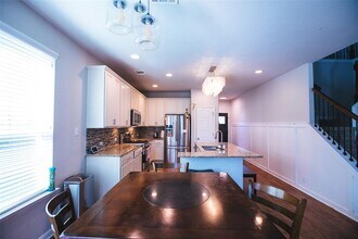 11700 Harpster Bend in Austin, TX - Building Photo - Building Photo