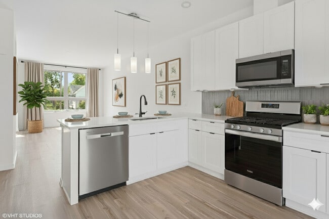 15653 Lamon Ave in Oak Forest, IL - Building Photo - Building Photo
