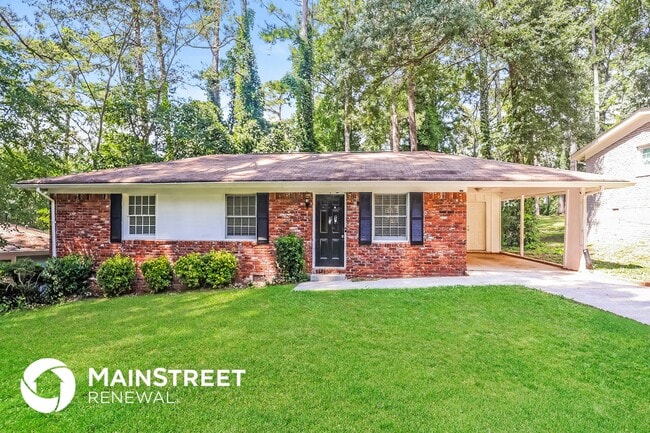property at 3908 Bonnie Ln SE