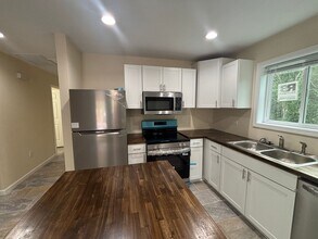 307 W General Stewart Wy in Hinesville, GA - Building Photo - Building Photo
