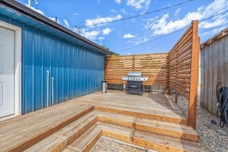 205 N Fouch St in Parma, ID - Foto de edificio - Building Photo