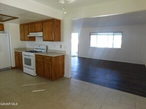 9236 Bay in California City, CA - Building Photo - Building Photo