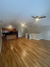 2355 S Lawndale Ave, Unit 2 in Chicago, IL - Foto de edificio - Building Photo