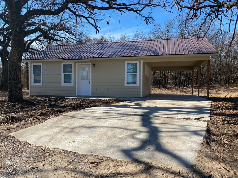 1549 Ranger Hwy in Weatherford, TX - Building Photo