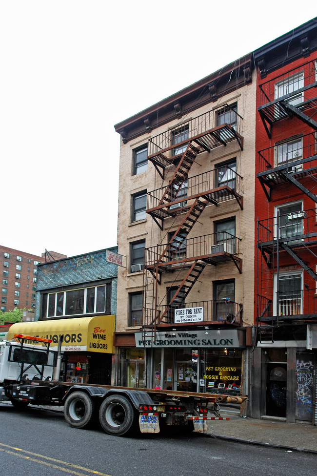 223 Avenue B in New York, NY - Building Photo - Building Photo