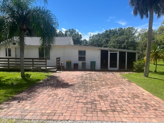 property at 8275 Illinois Ave