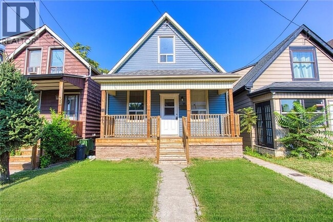 property at 35 Niagara St