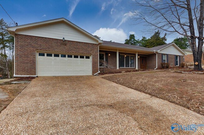 3405 Timber Way SW in Decatur, AL - Building Photo - Building Photo