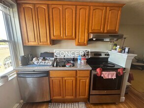 406 Highland Ave, Unit 3 in Somerville, MA - Building Photo - Building Photo