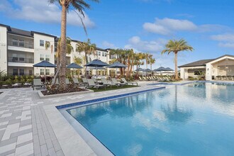 Ascend Ridgewood Lakes in Davenport, FL - Foto de edificio - Building Photo