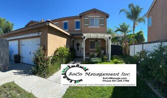 1988 Clemens Pl in San Jacinto, CA - Building Photo