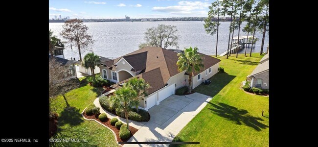 4911 Toproyal Ln in Jacksonville, FL - Building Photo - Building Photo