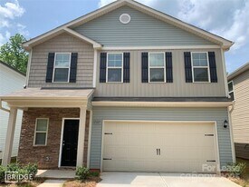 7327 Neal Rd in Charlotte, NC - Building Photo