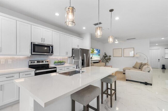 632 Parsons Wy in Deerfield Beach, FL - Foto de edificio - Building Photo