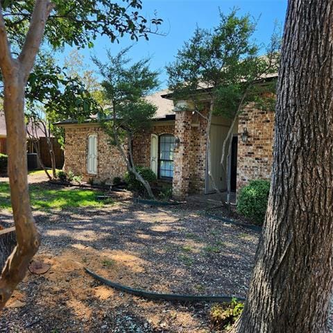 property at 7303 Williamswood Dr