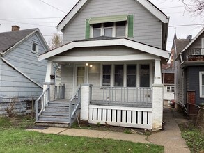 1404 W Madison St in Milwaukee, WI - Building Photo - Building Photo