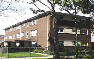 7416-7418 N Claremont Ave Apartamentos