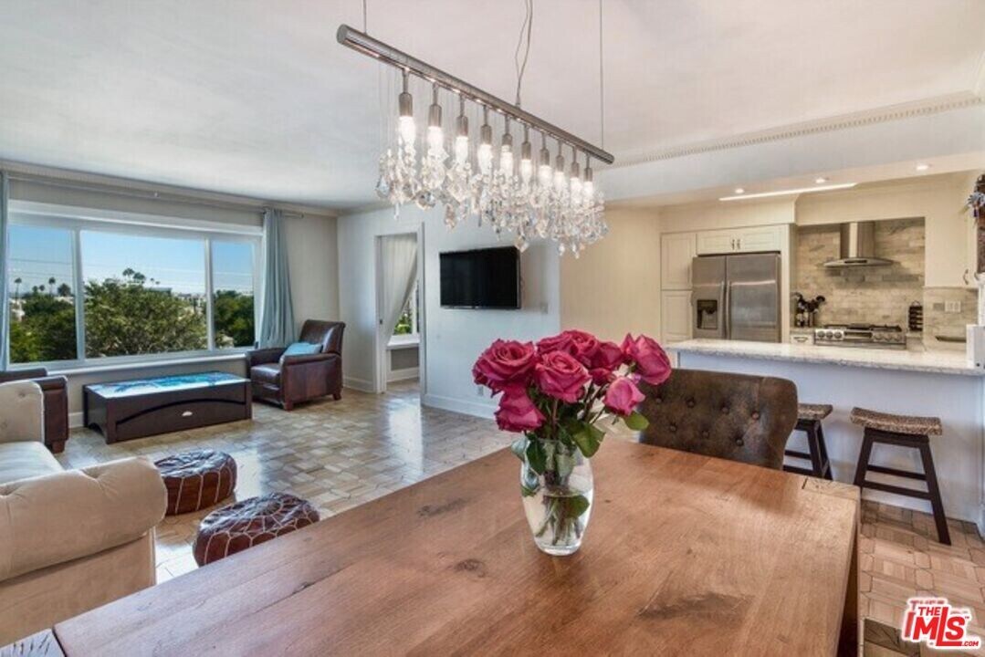 434 Canon Dr in Beverly Hills, CA - Building Photo